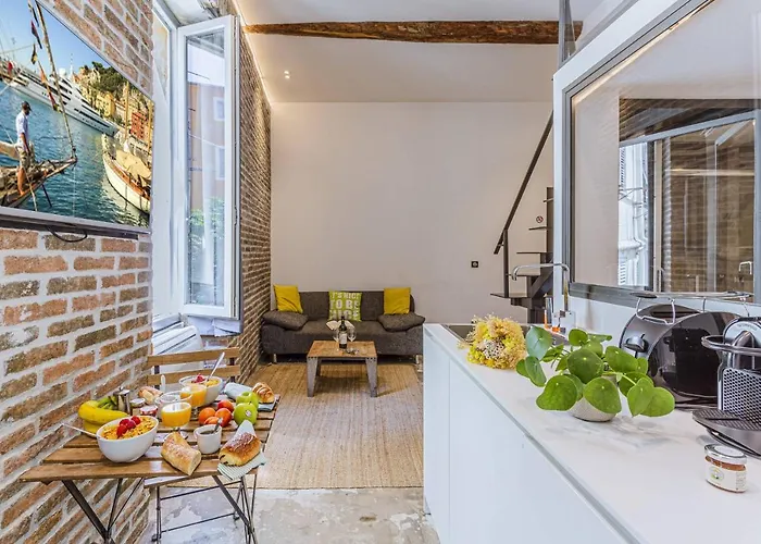 My Casa - Place Garibaldi * Nice